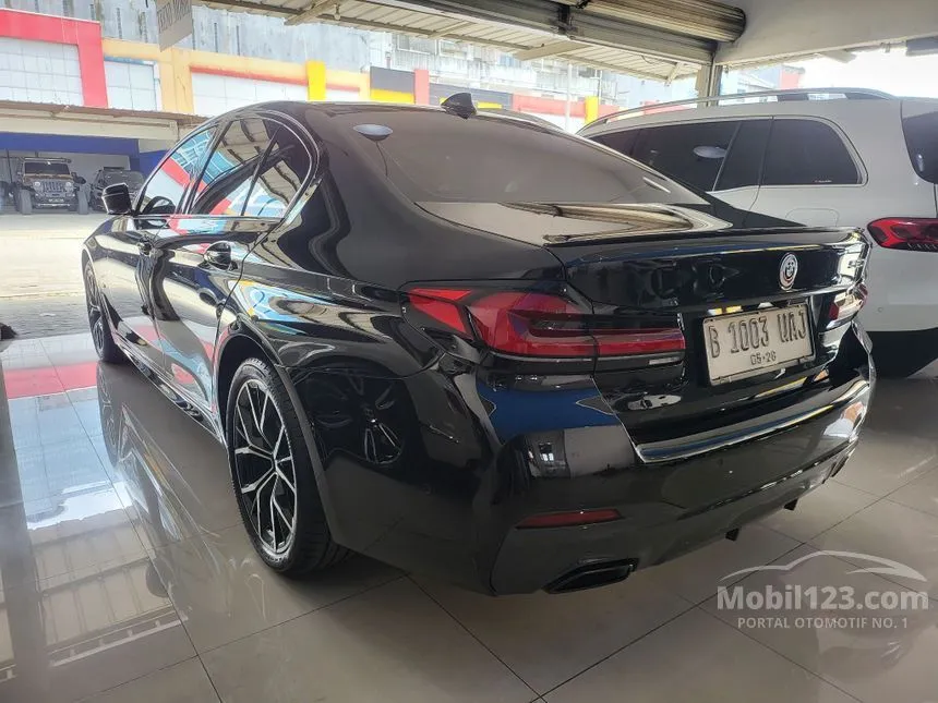 2022 BMW 520i M Sport Sedan