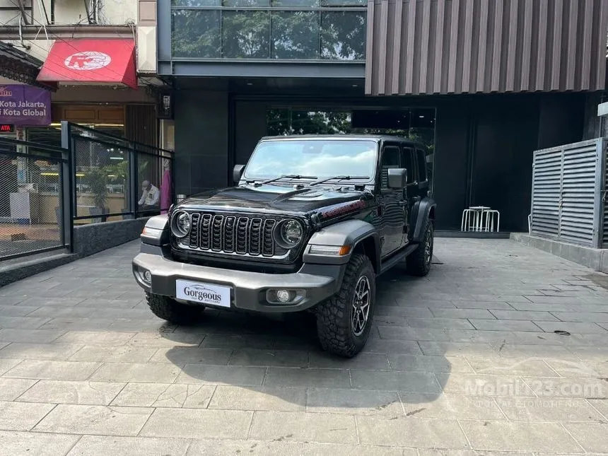 Jual Mobil Jeep Wrangler 2024 Rubicon 2.0 di Jawa Timur Automatic SUV Hitam Rp 2.500.000.000