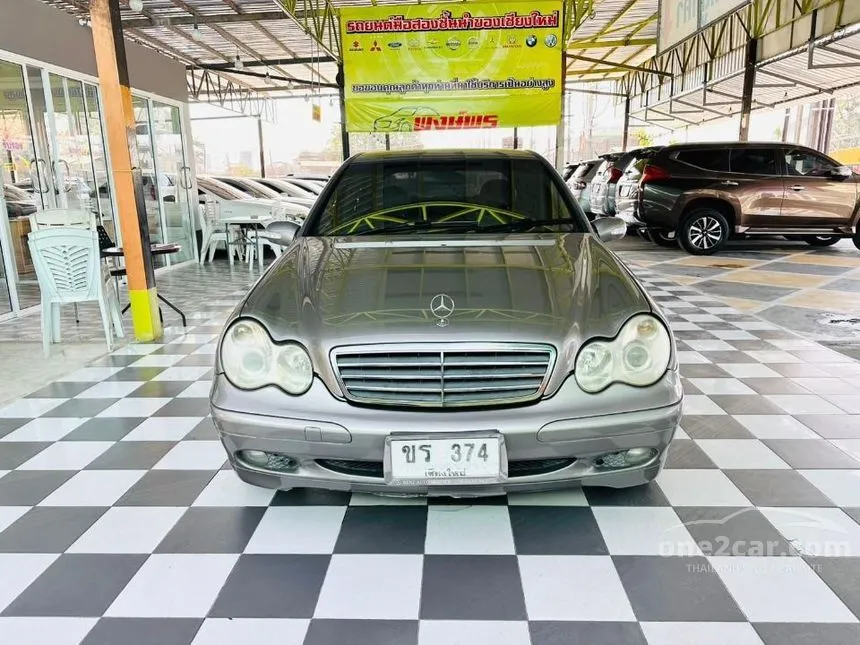 2004 Mercedes-Benz C180 Kompressor Classic Sedan