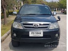 2005 Toyota Fortuner 2.7 (ปี 04-08) V SUV AT