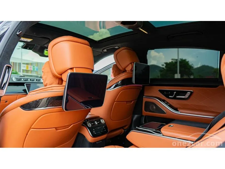 2022 Mercedes-Benz S580 e AMG Premium Sedan