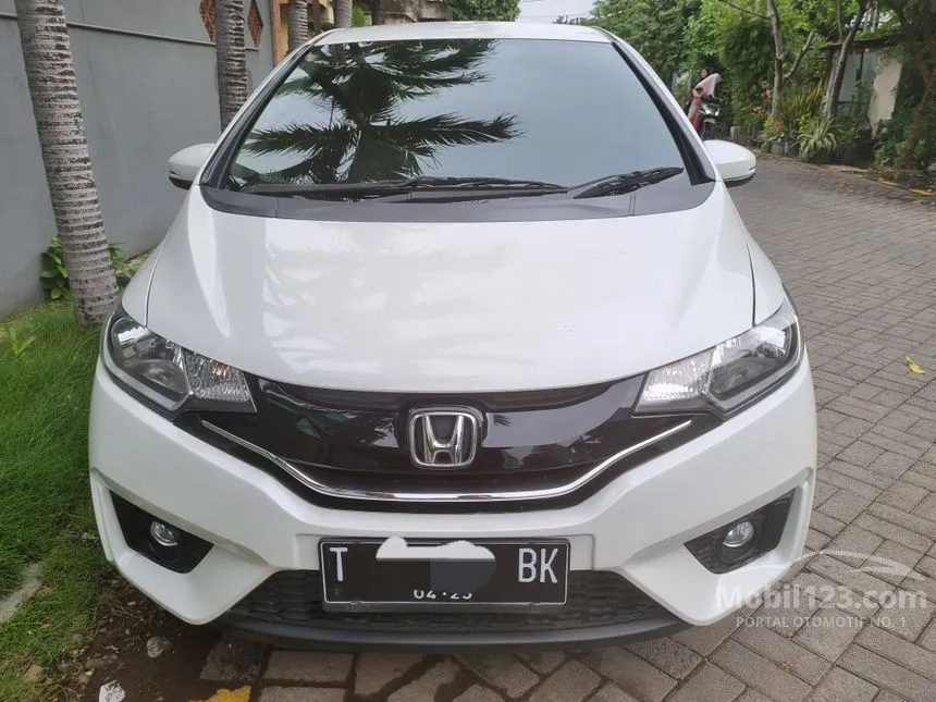 Jual Mobil Honda Jazz 2019 S 1.5 di Jawa Timur Manual Hatchback Putih Rp 175.000.000