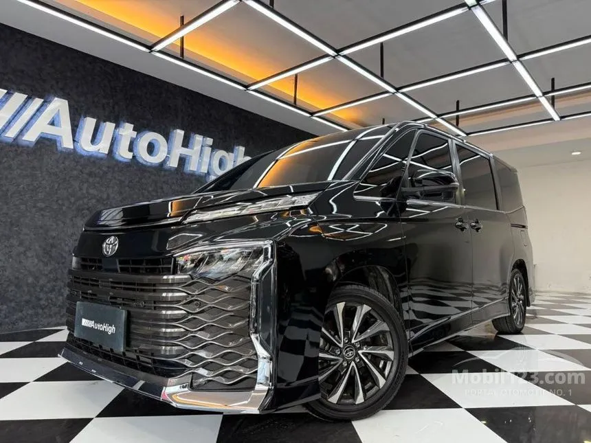 2024 Toyota Voxy (Non Premium Color) MPV