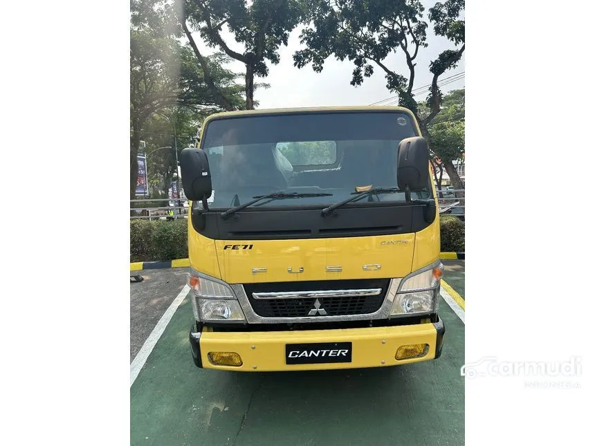 Jual Mobil Mitsubishi Canter 2023 FE 71 3.9 di Banten Manual Trucks Kuning Rp 390.000.000