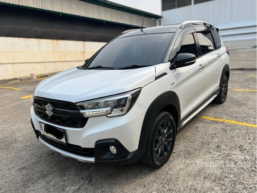 2023 Suzuki XL7 Alpha Hybrid SUV