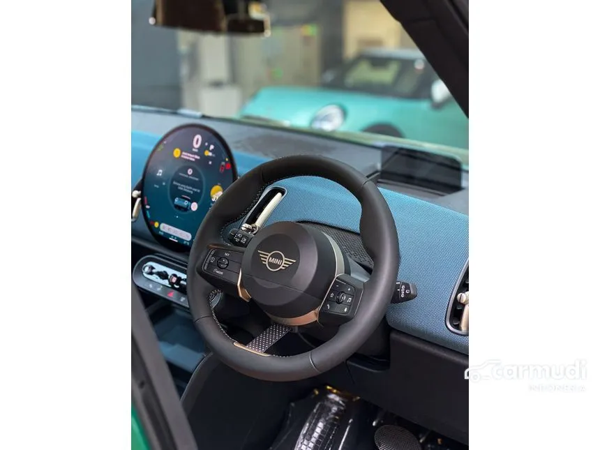 2024 MINI Countryman S ALL4 Favoured Trim SUV