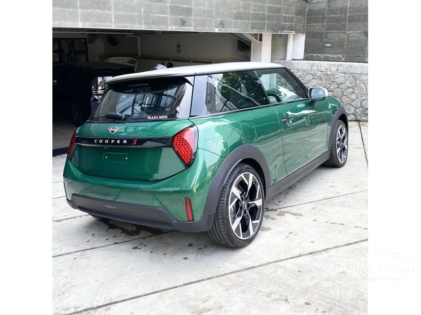 2025 MINI Cooper S 3 Door Hatchback