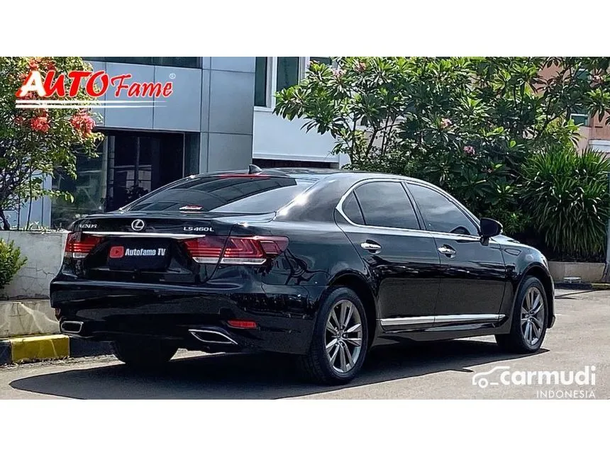 2014 Lexus LS 460L Sedan