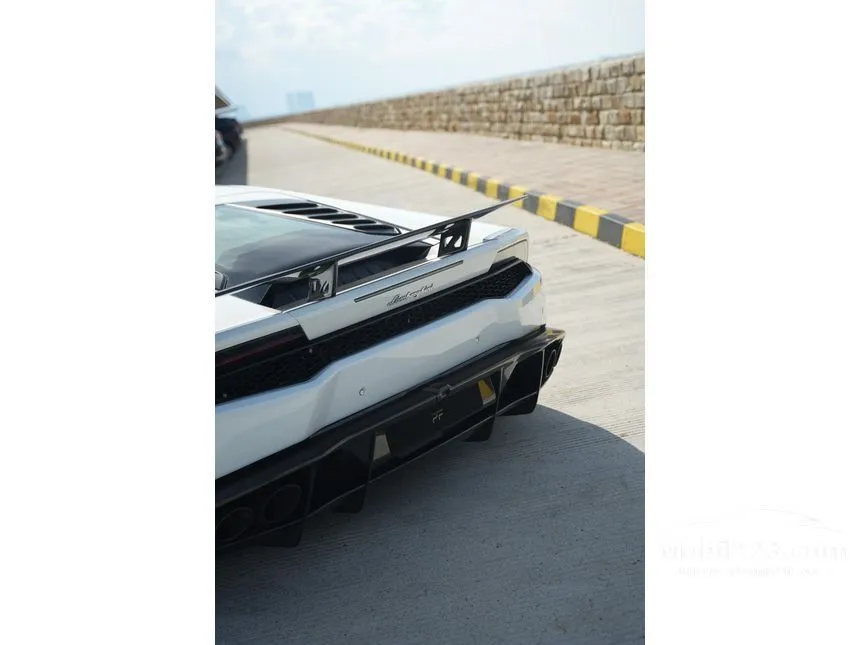 2014 Lamborghini Huracan LP610-4 Coupe