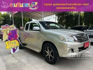 2013 Toyota HILUX VIGO 2.7 Champ J Smart Cab Pickup