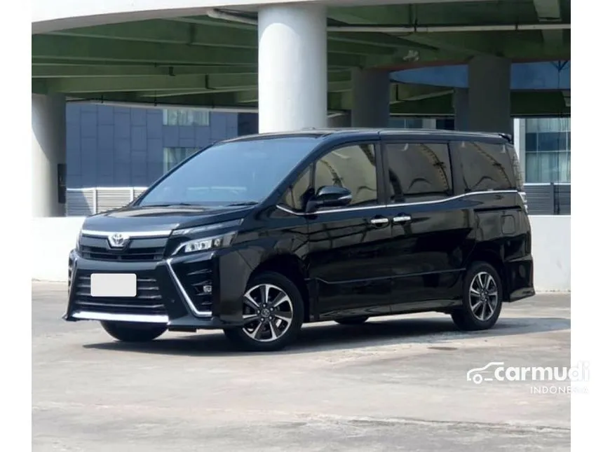 2017 Toyota Voxy Wagon