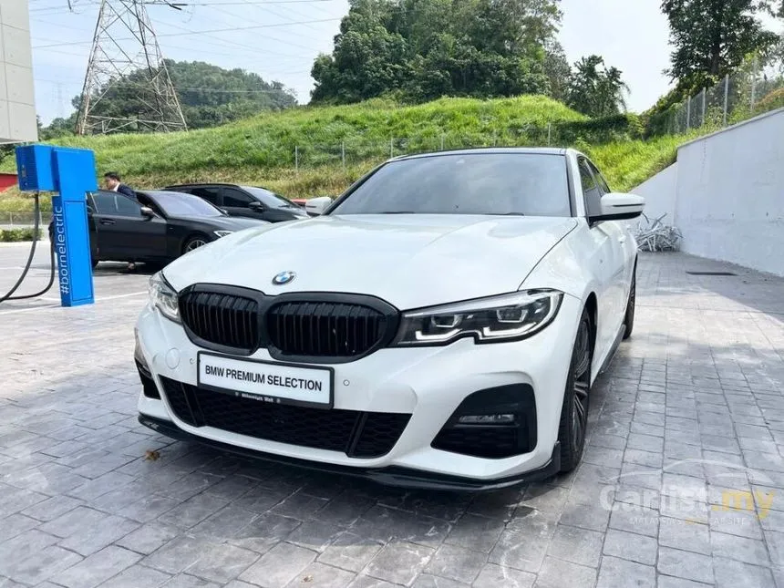 2022 BMW 330i M Sport Runout Edition Sedan