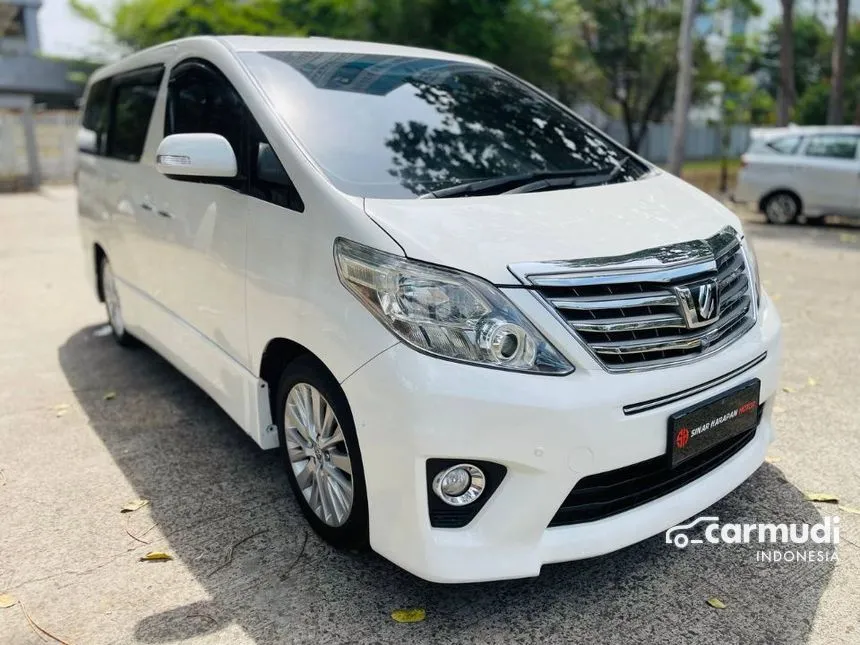 2013 Toyota Alphard SC MPV