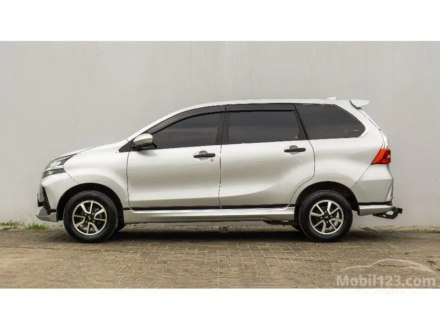 2020 Daihatsu Xenia R Deluxe MPV