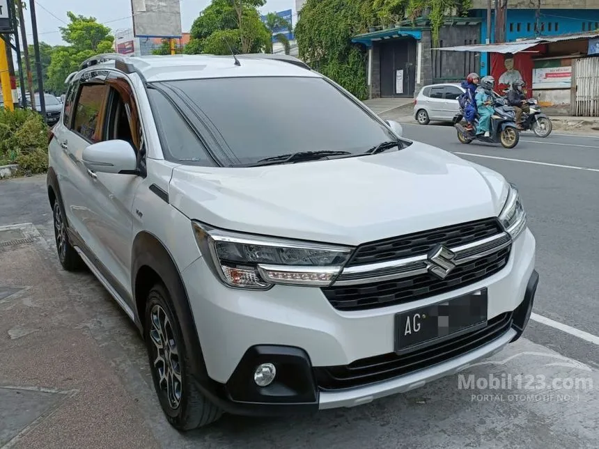 Jual Mobil Suzuki XL7 2021 ALPHA 1.5 di Jawa Timur Automatic Wagon Putih Rp 227.000.000