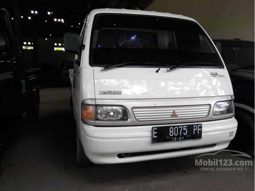 Jual Mobil  Mitsubishi  Colt T120SS  2004 Standard 1 3 di 