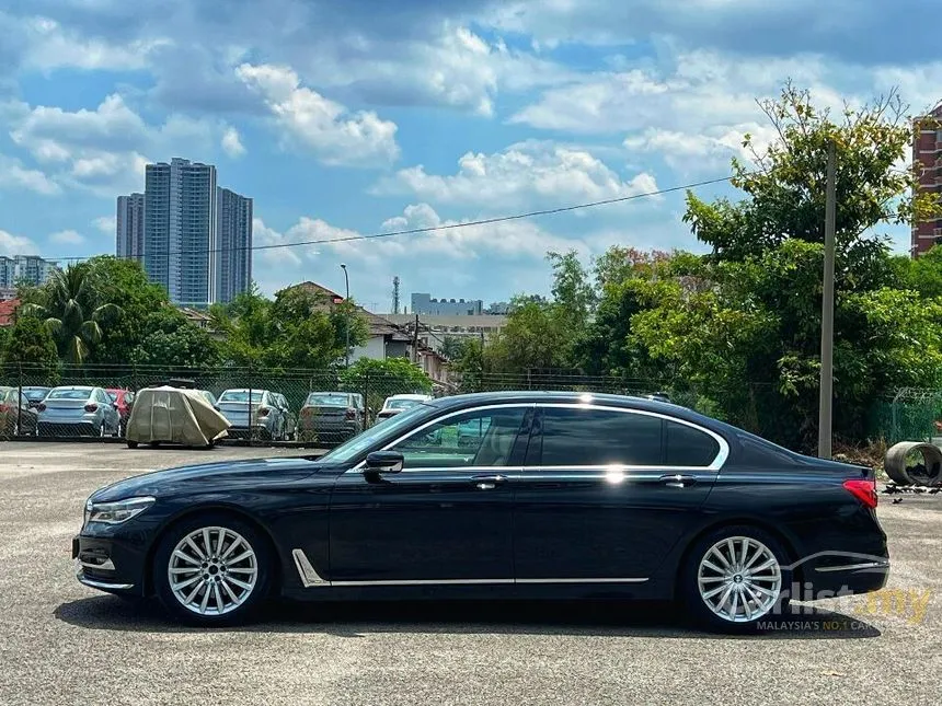 2017 BMW 730Li Sedan