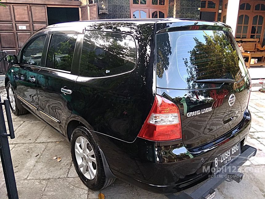 Jual Mobil  Nissan Grand  Livina  2012 XV 1 5 di Jawa  Tengah  