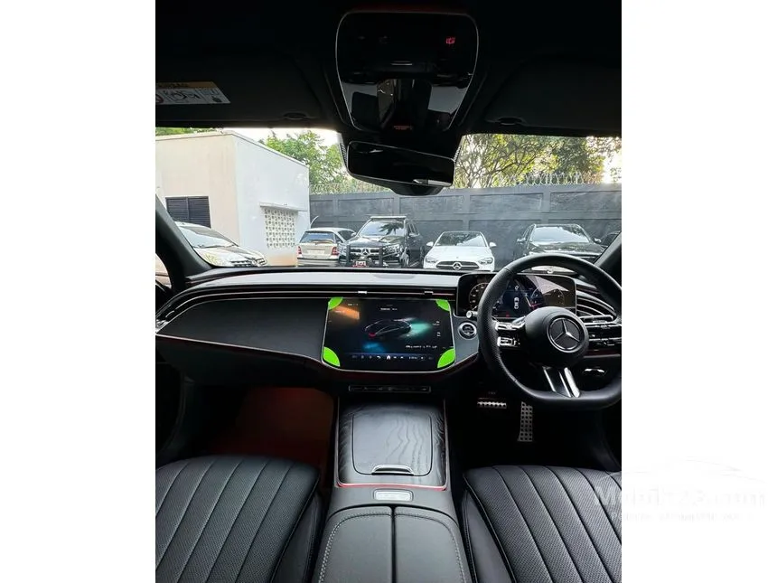 2025 Mercedes-Benz E300 AMG Line Sedan