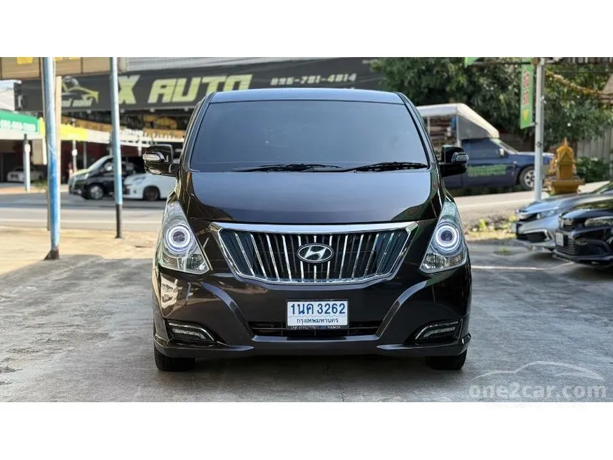2017 Hyundai H-1 Elite Plus Van