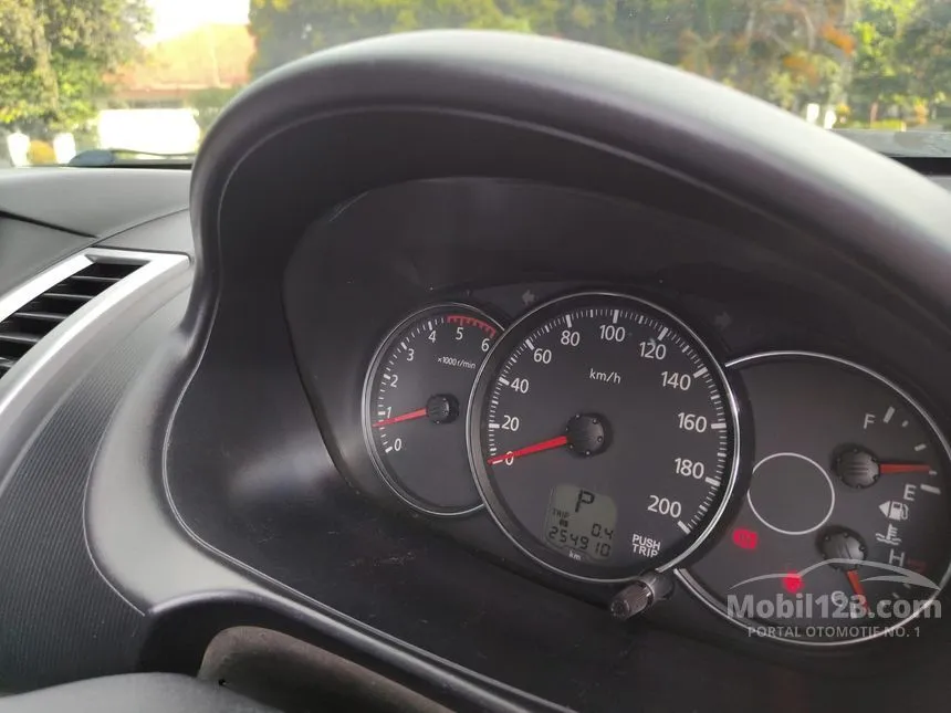 2013 Mitsubishi Pajero Sport Dakar Limited 4X2 SUV