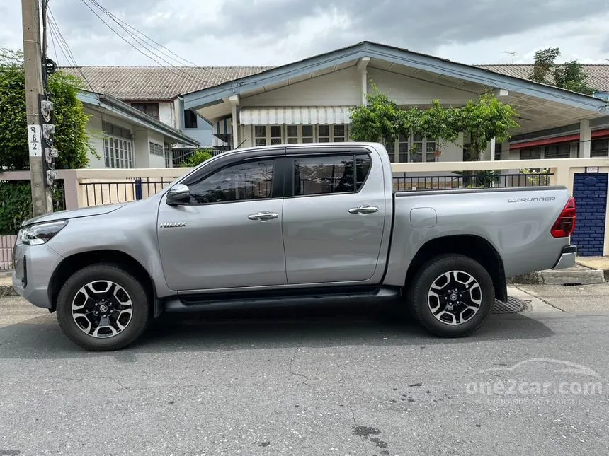 2022 Toyota HILUX REVO Prerunner Mid Double Cab Pickup