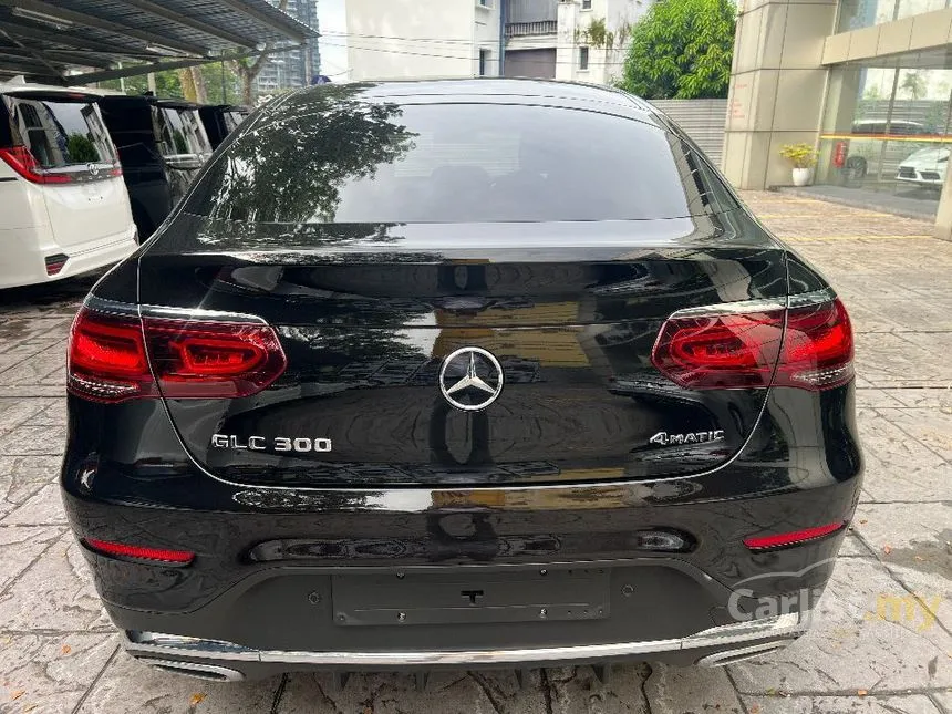 2022 Mercedes-Benz GLC300 4MATIC AMG Line Coupe