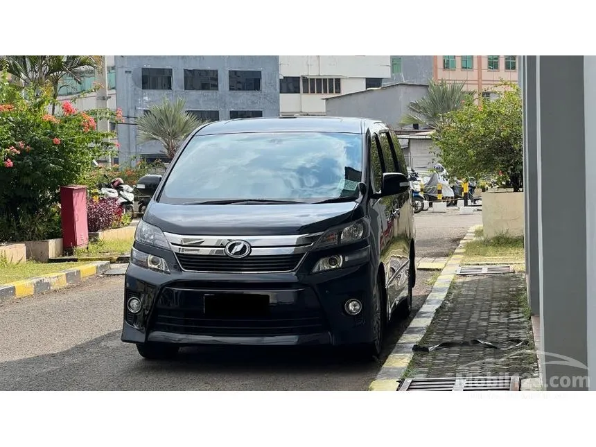 2014 Toyota Vellfire Z MPV