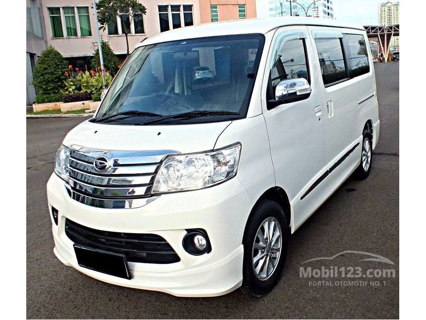 Jual Mobil Daihatsu Luxio 2015 X 1.5 di DKI Jakarta Automatic MPV Putih