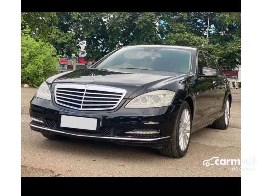 2011 Mercedes-Benz S300 L Solitaire Sedan