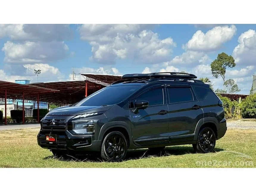 2025 Mitsubishi Xpander Cross HEV Play Wagon