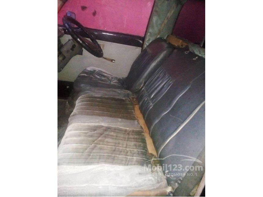 Jual Mobil Mitsubishi Colt L300 1982 Standard 1.4 di Jawa Jual Mobil Mitsubishi Colt L300 1982 Standard 1.4 di Jawa