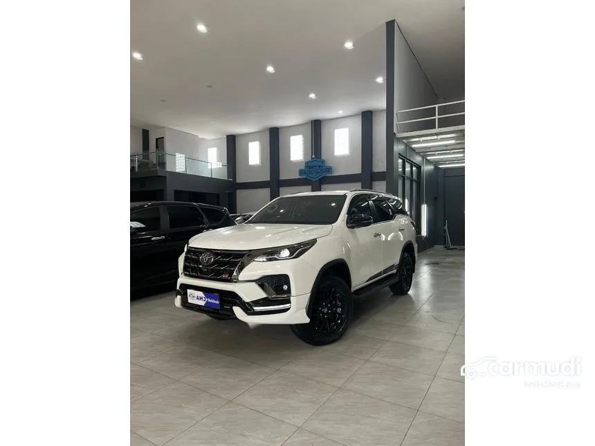 2022 Toyota Fortuner GR Sport 4X2 SUV