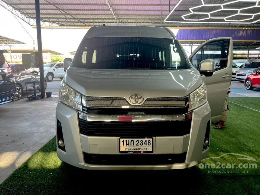 2020 Toyota Commuter Van