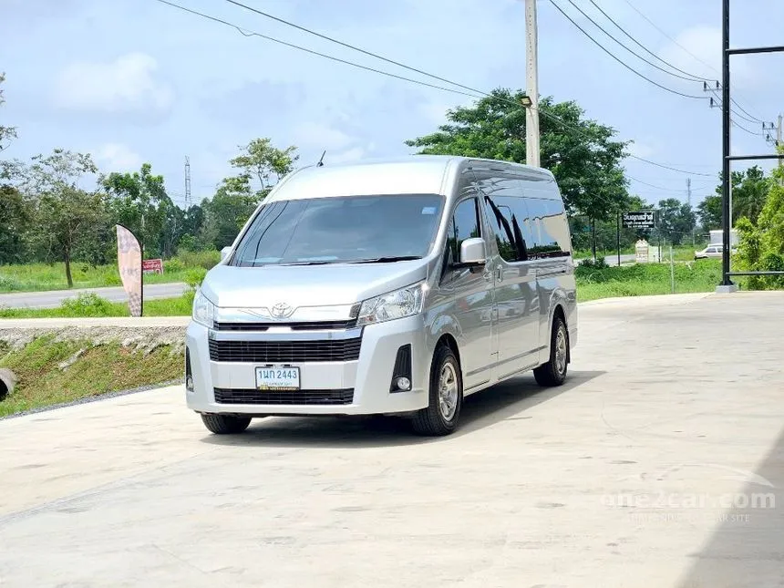 2020 Toyota Commuter Van
