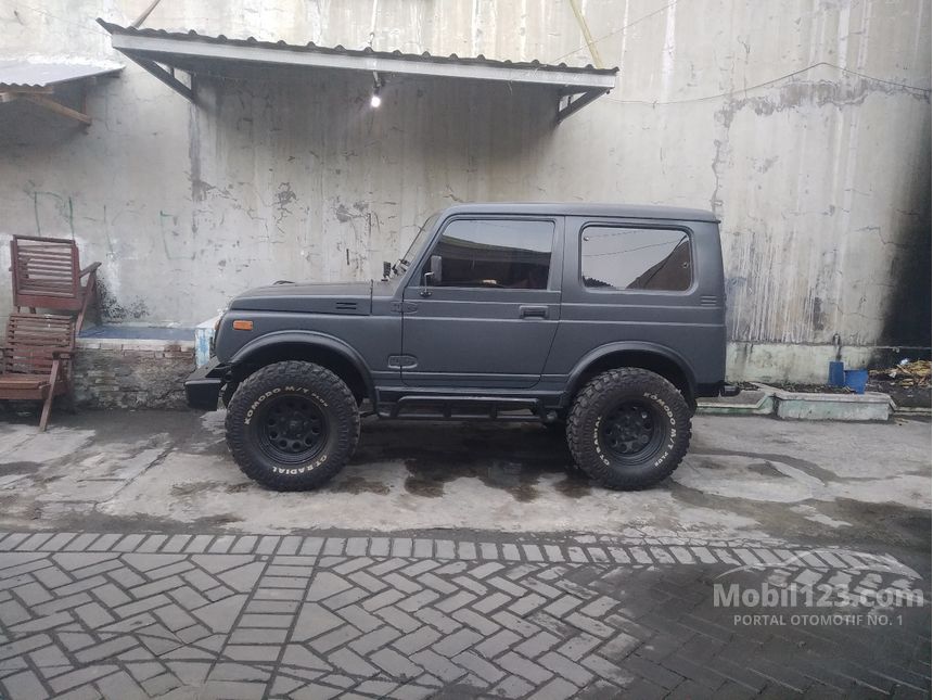 Jual Mobil Suzuki Jimny 1983 1.0 di Jawa Timur Manual Jeep Abu-abu Rp