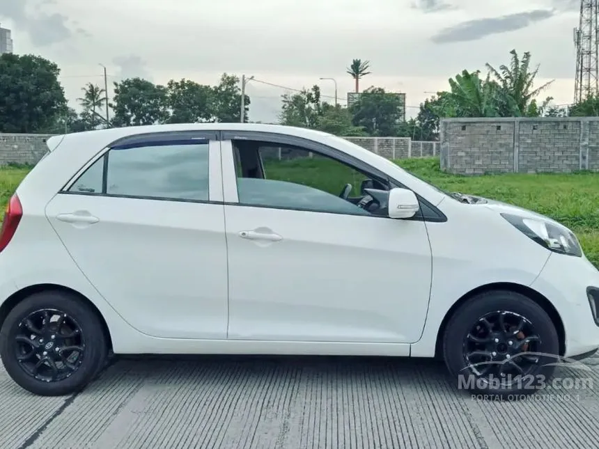 2013 KIA Picanto SE 2 Hatchback