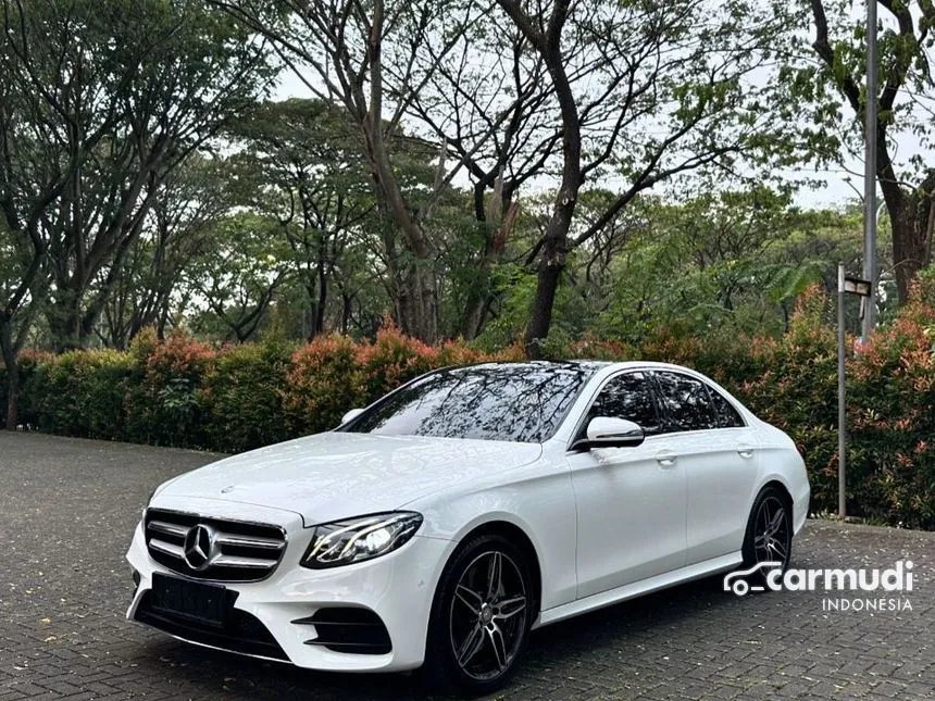 2017 Mercedes-Benz E300 AMG Line Sedan
