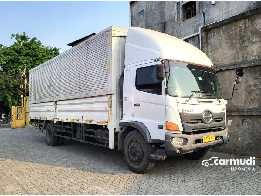 2017 Hino Ranger 7.7  Trucks