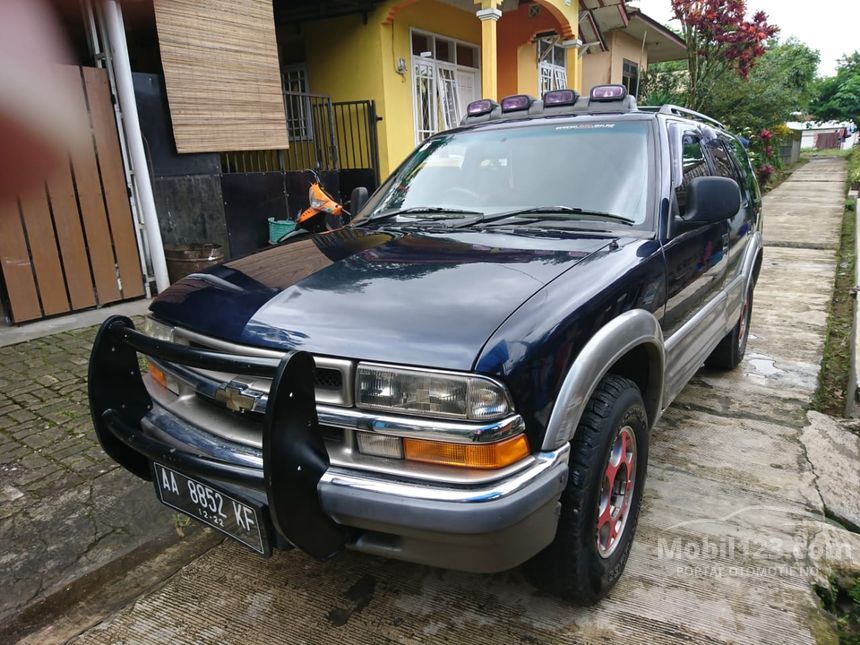 Jual Mobil Chevrolet Blazer 2000 2.2 di Jawa Tengah Manual