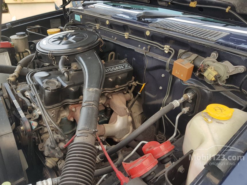 Jual Mobil Nissan Terrano 2000 SGX 2.4 di DKI Jakarta Manual SUV Biru