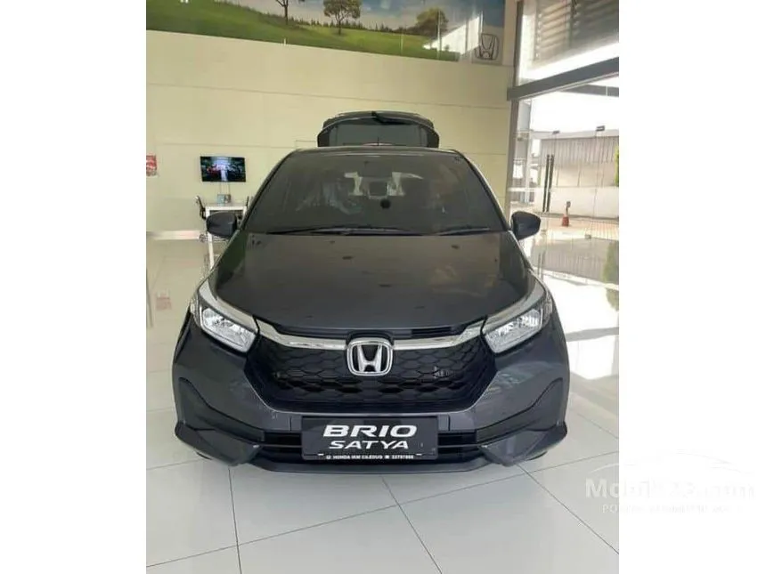 Jual Mobil Honda Brio 2024 E Satya 1.2 di Jawa Timur Automatic Hatchback Abu