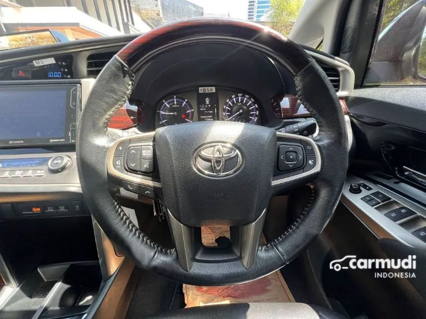 2019 Toyota Innova Venturer Wagon