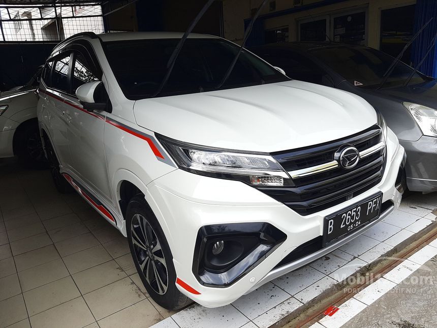 Jual Mobil Daihatsu Terios 2022 R Custom 1 5 di Banten 