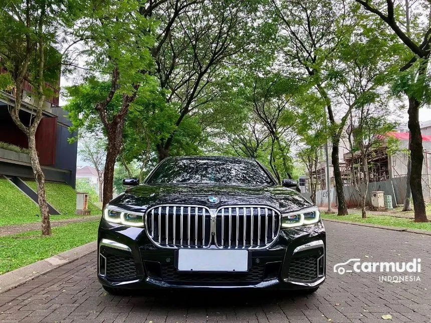 2019 BMW 730Li M Sport Sedan