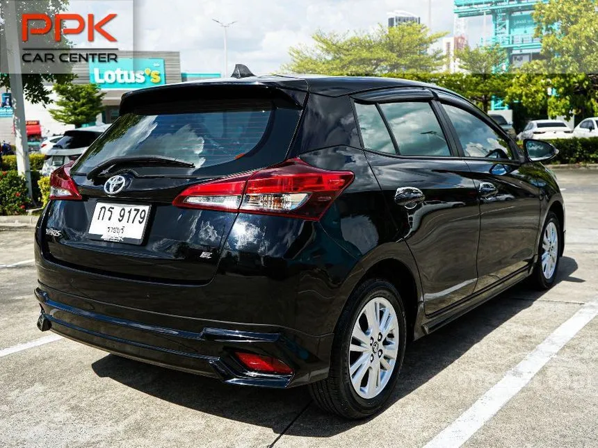 2019 Toyota YARIS E Hatchback
