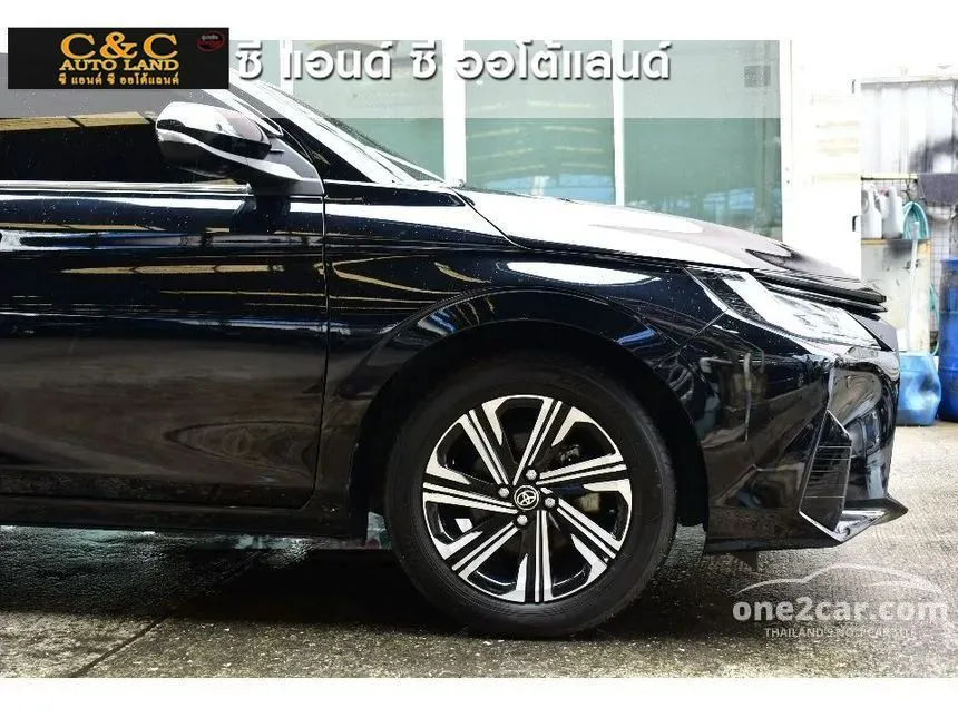 2023 Toyota Yaris Ativ Premium Sedan