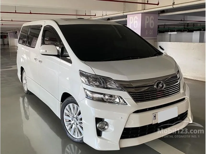 Jual Mobil Toyota Vellfire 2013 Z 2.4 di Jawa Tengah Automatic MPV Putih Rp 269.000.000
