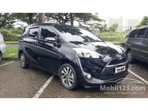 2016 Toyota Sienta 1.5 V MPV