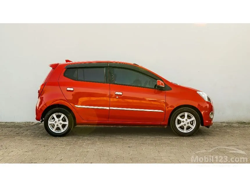 2017 Daihatsu Ayla X Hatchback